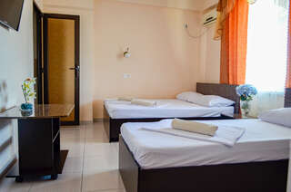 Гостиница Пегас Геленджик Трехместный номер Делюкс с видом на море-10