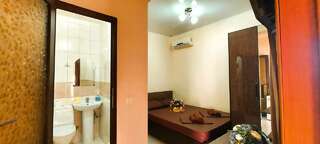 Гостиница Пегас Геленджик 2-местный (окно в коридор)-4