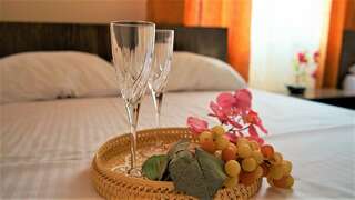 Гостиница Пегас Геленджик Трехместный номер Делюкс с видом на море-5